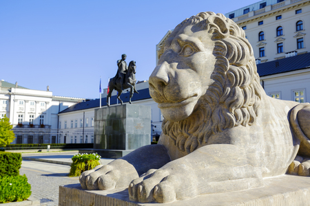 WARSAW, POLAND - OCTOBER 10, 2015: Lion and Prince Jozef Poniatowski statue seen in the distance, by Danish sculptor Bertel Thorvaldsen, in front of the courtyard of the Presidential Palaceのeditorial素材
