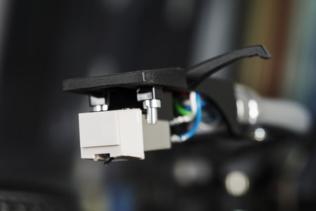 Headshell cartridge of a modern analog turntable