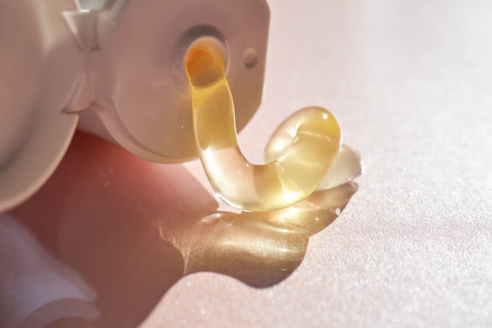 The gel texture of the cosmetic product.