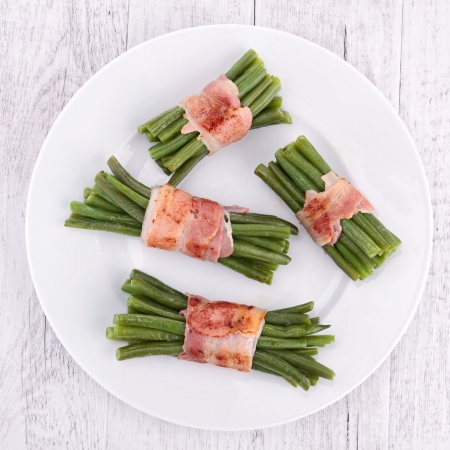 green bean wrapped in baconの写真素材