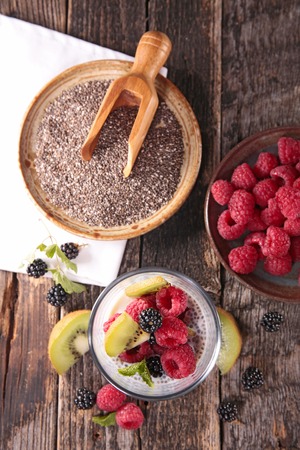 chia seed pudding with fruitsの写真素材