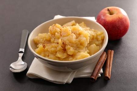 apple sauce and cinnamonの写真素材