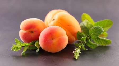 fresh apricot and leafの写真素材