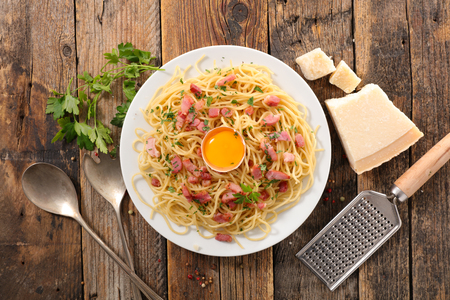 spaghetti with egg, bacon and cheeseの写真素材
