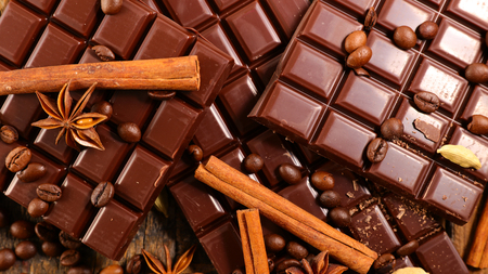 chocolate bar and spices