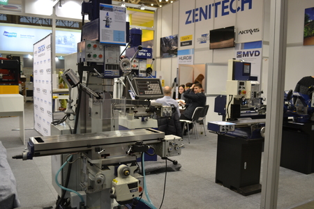 Kiev, Ukraine International Industrial Exhibition - November 25, 2016: - industrial machinery, Industrial equipment, industry facilities and machine tools, machinery lathesのeditorial素材