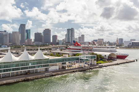 MIAMI, USA - SEPTEMBER 06, 2014 : The Port of Miami with cruise ship on September 06, 2014 in Miami.のeditorial素材