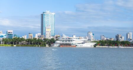 Da Nang,Vietnam - January 05, 2019 : panorama of Da Nang city with Han Riverのeditorial素材