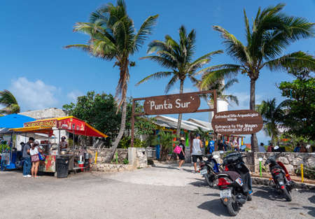 Isla Mujeres, Cancun, Mexico - September 13, 2021: Punta Sur sign in the entrance. Punta Sur - Southernmost point of Isla Mujeres, Mexico. Beach with rocks on Caribbean seaのeditorial素材