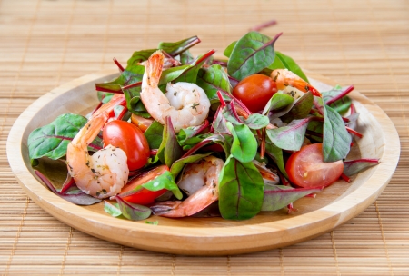 Salad with shimp, tomato and chard の写真素材