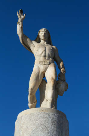 Statue of athlete with ram at Stadio dei Marmi in Romeのeditorial素材