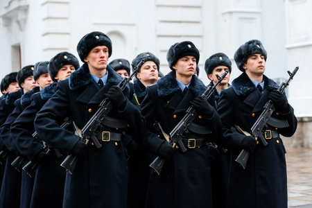 MOSCOW, RUSSIA - DECEMBER 09, 2017: Formation of the Presidential Regiment of the Service of Moscow Kremlinâs Commandant of the Federal Guard Service of the Russian Federation. Winter view.
Cathedral Square, Kremlin, Moscow.のeditorial素材