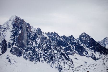 Magnificent view of ridge of European Alps in winter, ski resort Chamonix Mont-Blanc, France. Ideal place for extreme sport and hiking. Winter activity. Natural backgroundの写真素材