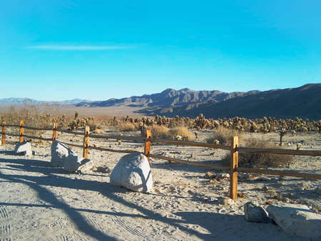 Deserted Desert Roadの写真素材