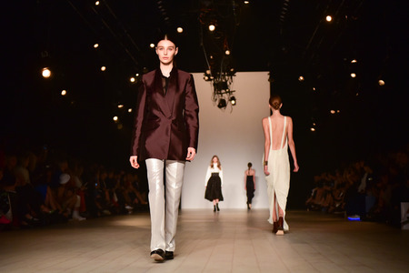 SYDNEY / AUSTRALIA - 17 May: Model walks on runway during Bianca Spender female fashion collection during Mercedes Benz Fashion Week Australia on 17 May 2016 in Carriageworks Sydneyのeditorial素材