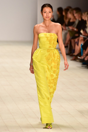 SYDNEY / AUSTRALIA - 20 May: Model walks on runway during Oscar de la Renta collection fashion show at Mercedes Benz Fashion Week Australia on 20 May 2016 in Carriageworks Sydneyのeditorial素材