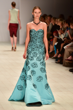SYDNEY / AUSTRALIA - 20 May: Model walks on runway during Oscar de la Renta collection fashion show at Mercedes Benz Fashion Week Australia on 20 May 2016 in Carriageworks Sydneyのeditorial素材