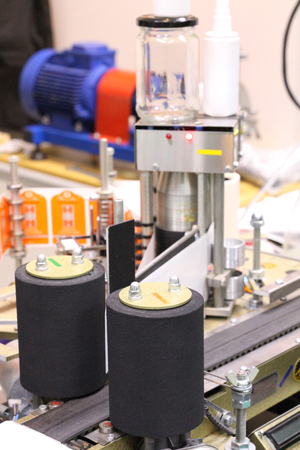 Machine for applying self-adhesive labels. The machine is designed for automatic labeling on a...