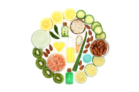 Healthy nutrition for natural organic skincare beauty treatment with aloe vera, cucumber, citrus  fruits, salts, oats, nuts and honey. Circular design element with copy space on white.の写真素材