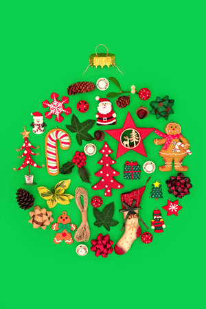Old fashioned retro Christmas tree round shape bauble decoration concept with natural decorations, fauna and symbols. Eco friendly abstract design on green background.の写真素材