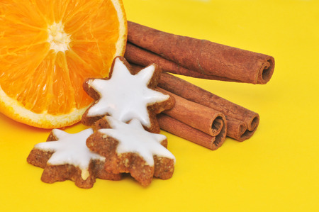 orange, cinnamon star and cinnamon stickの写真素材