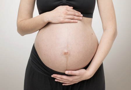 baby bumpの写真素材