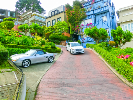 San Francisco, California, United States of America - May 04, 2016: View of Lombard Street in San Francisco ,California, USA. Lombard street is crookedest street in the world.のeditorial素材