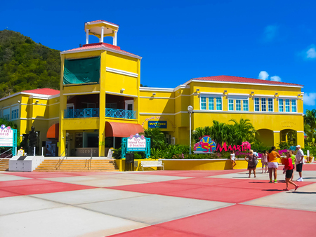 Philipsburg, Sint Maarten - February 10, 2013: Tourists at Dr. Wathey Pier on the Dutch side of St. Maartenのeditorial素材