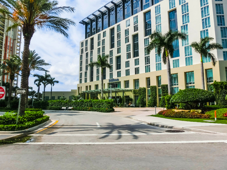 WEST PALM BEACH, Florida -7 May 2018: Beautiful big building of Hotel Hilton in the city of WEST PALM BEACH, Florida on 7 May 2018のeditorial素材