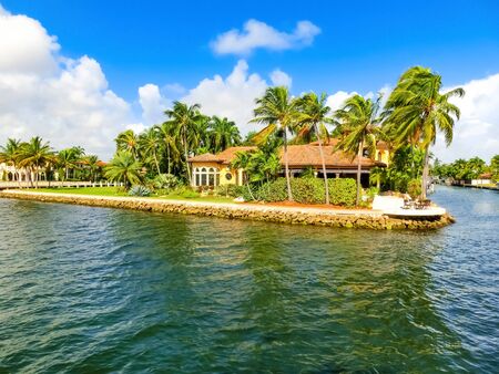 Fort Lauderdale - December 11, 2019: Luxury mansion in exclusive part of Fort Lauderdale known as small Veniceのeditorial素材