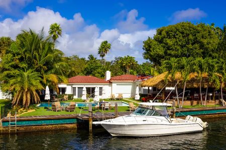 Fort Lauderdale - December 11, 2019: Luxury mansion in exclusive part of Fort Lauderdale known as small Veniceのeditorial素材