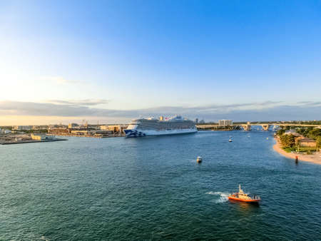 Fort Lauderdale - December 2, 2019: Cityscape of Ft. Lauderdale, Florida showing the beach and condominiums at Fort Lauderdale on December 2, 2019のeditorial素材