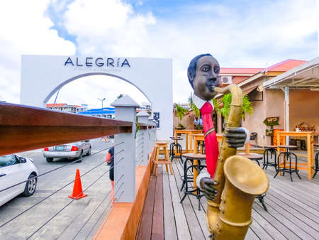 Philipsburg, Sint Maarten, Kingdom of the Netherlands - February 10, 2013: The music cafe at beach at Maho Bay. It is one of the world's premier planespotting destinations.のeditorial素材