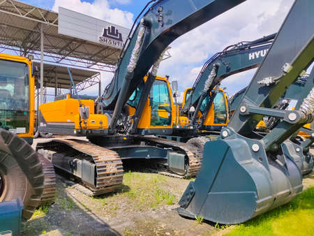 Kyiv, Ukraine - June 16, 2020: Hyundai Excavator and logo at Kyiv, Ukraine on June 16, 2020. The Construction Equipment Division of Korean Hyundai Heavy Industries Co was launched in 1985のeditorial素材