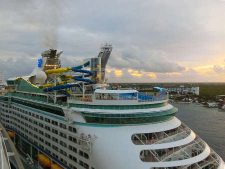 Cozumel, Mexico - May 04, 2022: Royal Caribbean Cruise Line Adventure Of The Seas ship docked at portのeditorial素材