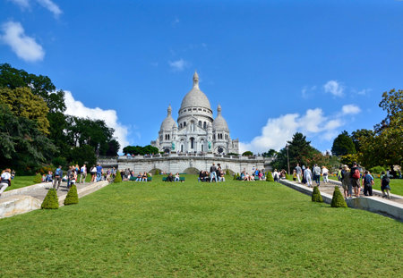 Sacre Coeur Basilica on of Montmartre hill, Paris, Franceのeditorial素材