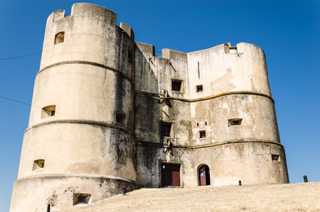 view of the castle of Evoramonte , close to Evora, Alentejo, portugal.のeditorial素材
