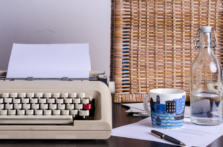 still life with typewriter, blogging, text, writing,の写真素材