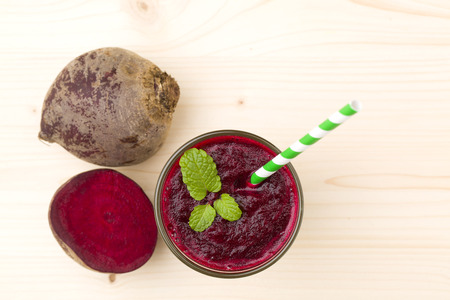Beetroot smoothie healthy and mint herbの写真素材