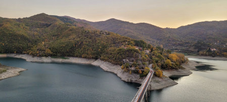 Natural landscape at Lago del Turano with view of a bridge, near Castel di Tora, province of Rieti, Lazio, Italy.のeditorial素材