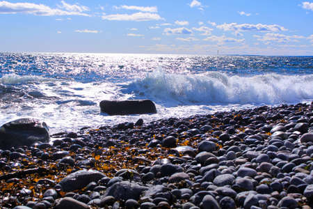 sea ââwaves and rocky coast - MÃ¸lenの写真素材