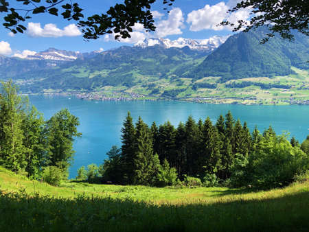 View of the Lake Luzerne or VierwaldstÃ¤ttersee (Vierwaldstaettersee oder Vierwaldsattersee) from...