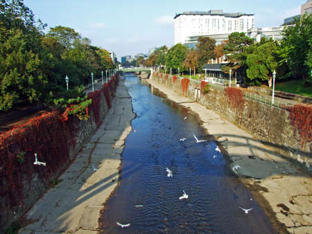 Der Wiental Kanal, Wien - Vienna, Austriaのeditorial素材