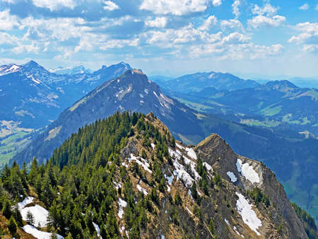Alpine peaks of Schimberig and Risetestock in the Emmental Alps and west of the Pilatus mountain range, Alpnach - Canton of Obwalden, Switzerland (Kanton Obwald, Schweiz)の写真素材