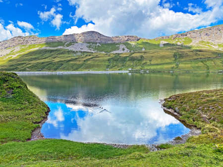 The alpine lake Tannensee or Tannen Lake in the Uri Alps mountain massif, Kerns - Canton of Obwalden, Switzerland (Kanton Obwald, Schweiz)の写真素材