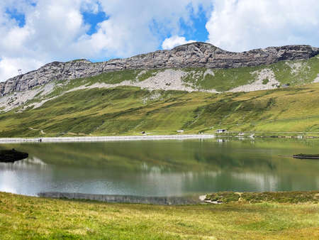 The alpine lake Tannensee or Tannen Lake in the Uri Alps mountain massif, Kerns - Canton of Obwalden, Switzerland (Kanton Obwald, Schweiz)の写真素材