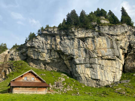 Traditional rural architecture and family livestock farms of the Uri Alps mountain massif, Melchtal - Canton of Obwalden, Switzerland (Kanton Obwald, Schweiz)のeditorial素材