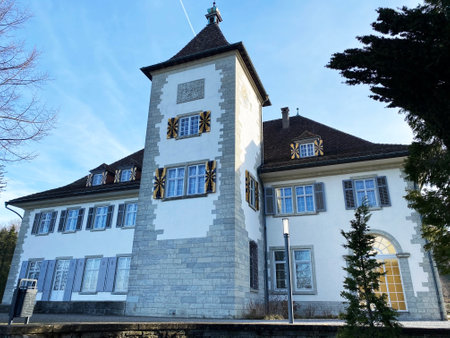 The Au Castle or Au villa in the Venetian style (literally ChÃ¢teau Au oder Schloss Au; WerdmÃ¼ller Landgut) on the Au Peninsula, WÃ¤denswil (Waedenswil) - Canton of ZÃ¼rich (Zuerich), Switzerlandのeditorial素材
