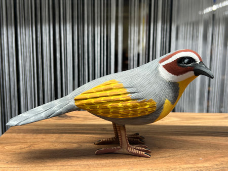 Artistically shaped and brightly painted animal figurines in the window of a pet store - ZÃ¼rich (ZÃ¼rich or Zuerich), Switzerlandの写真素材