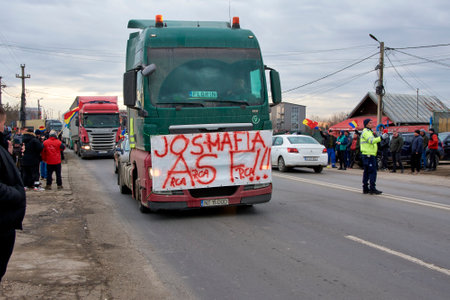 Romanian transporters and farmers protest, Afumati, Ilfov, Romaniaのeditorial素材